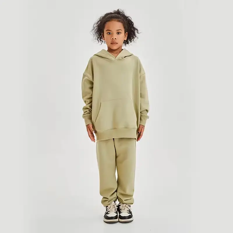 Logotipo personalizado de alta calidad de moda chica Sudadera con capucha y Jogger conjuntos de marca Streetstyle Unisex Sudadera con capucha conjuntos de pantalones de chándal para niños