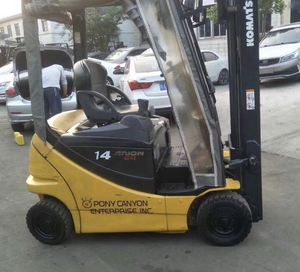 รถยกดีเซล Komatsu14 1.5 ตัน 3 ตัน มือสอง ใช้ในคลังสินค้า ชิ้นส่วนหลักจากจีน - Product Image 2