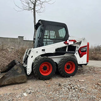 Chargeur compact sur roues BOBwild CAT S450 4X4 de marque américaine d'origine