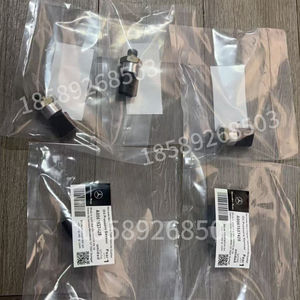 Mercedes utilise un capteur de pression de rampe de carburant de véhicule, capteur de pressostat A0041531428, 68013186AA, A0071534328, A0061536028 - Product Image 1