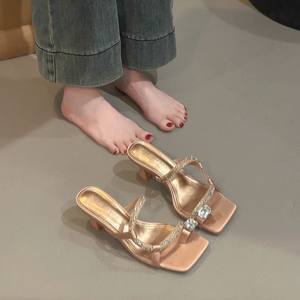 Sandalias de verano de una sola tira de seda satinada, sandalias de tacón alto estilo europeo, elegantes y modernas sandalias de tacón grueso para mujer - Product Image 2
