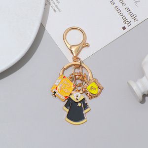 Llavero Metálico con Colgante de Libro Mágico de la Academia de Magia Creativa, Adorno para Bolsa, Llavero para Coche, Regalo de Graduación para Estudiantes - Product Image 6