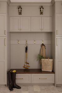 Cbmmart Mudroom su Misura con Ganci a Tutta Lunghezza, <span class=keywords><strong>Panca</strong></span> Imbottita, Cassetti Portascarpe, Elegante Spazio di Archiviazione Superiore con Ferramenta in Ottone - Product Image 5