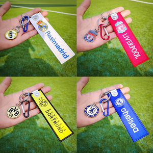 พวงกุญแจทีม PVC ปารีส เชลซี ลิเวอร์พูล สำหรับ แอตเลติโก มาดริด บาร์เซโลน่า เอซี มิลาน สำหรับกระเป๋าเป้ กระเป๋าเดินทาง จี้กุญแจ - Product Image 5