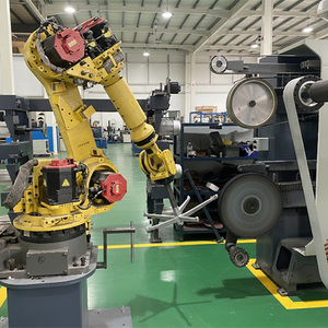 Machine de polissage de métaux robotisée multifonctionnelle avancée pour outils de quincaillerie et équipements de plomberie, avec tête de meulage et programmation CNC - Product Image 1