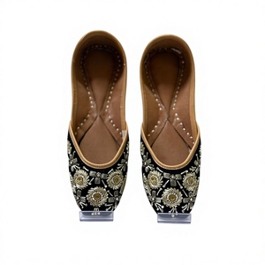 BS INTERNATIONAL Chaussures décontractées pour femmes en cuir véritable brodé à la main, personnalisables OEM, tendance mode sur mesure - Product Image 5
