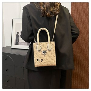 Nuevo Bolso de Hombro <span class=keywords><strong>Guess</strong></span> de Cadena Larga para Mujer, de Piel Sintética de Lujo, Micro Bolso de Mano de Alta Calidad - Product Image 4