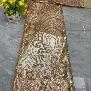 Robe de soirée de style occidental : <span class=keywords><strong>motif</strong></span> floral asymétrique de grande taille, avec fil doré, paillettes, tissu en maille brodé de paillettes - Product Image 1