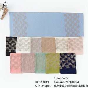 Sciarpa lunga con frange sottili e ricamo floreale in tinta unita 70x180 cm per accessori moda da donna - Product Image 2