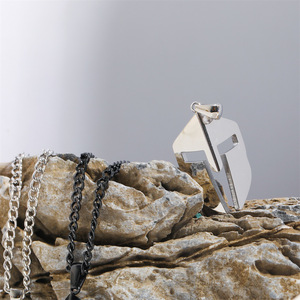 Olivia Hợp Thời Trang Không Thấm Nước Cổ Điển Spartan Chiến Binh Hiệp Sĩ 18K Vàng Quyến Rũ Thép Không Gỉ Thời Trang Mặt Dây Chuyền Đối với Trang Sức Làm - Product Image 3