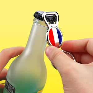 Xun Xin al por mayor logotipo personalizado llaveros Mini abrebotellas llavero 3D Metal esmalte España turista recuerdo llaveros personalizados - Product Image 3