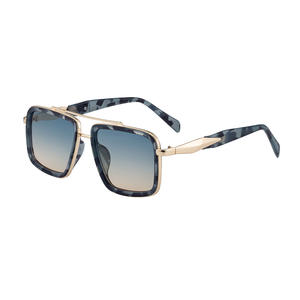 Gafas de sol cuadradas ZS-98353 para hombre, protección UV400, montura de plástico y metal, lentes de PC, color negro, para conducir al aire libre - Product Image 1
