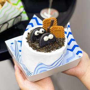 Feuilles d'emballage alimentaire en papier PE imperméable et résistant à la graisse, personnalisées, neuves et emballées, pour les aliments frits, les gâteaux, le pain, les biscuits - Product Image 5