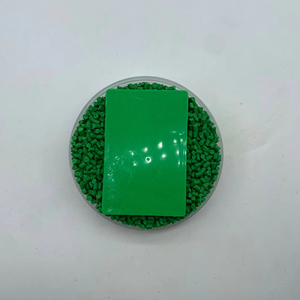 Hạt nhựa tổng hợp chất lượng cao 77030, màu xanh lá tươi sáng, độ đậm đặc cao, đạt tiêu chuẩn thực phẩm, dùng cho màng, độ chảy cao - Product Image 3