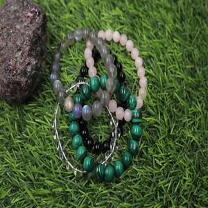 Bracelet en perles rondes de quartz rose naturel, bijoux en cristal de guérison pour femmes |   Bracelet élégant et raffiné fait main de 8 mm, certifié cadeau - Product Image 1