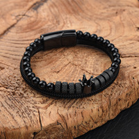 Bracelet en cuir tressé noir avec perles couronne en acier inoxydable pour homme, fermoir magnétique, idéal comme cadeau