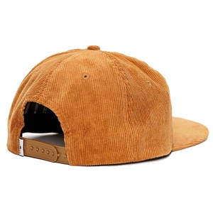 Casquettes Snapback non structurées en velours côtelé à 5 panneaux avec patch tissé et logo brodé personnalisé - Product Image 3