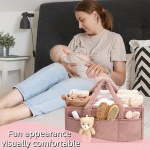 Sac de rangement spacieux pour bébé, doté d'une texture douce en laine d'agneau et d'un motif de logo charmant, idéal pour organiser les jouets. - Product Image 4
