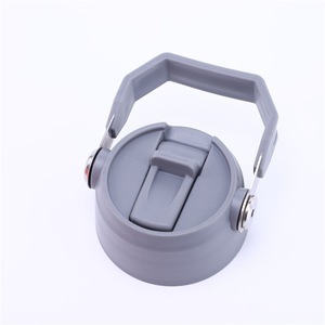 Bouteille d'eau isotherme portable en acier inoxydable à double paroi sous vide, forme de <span class=keywords><strong>gourde</strong></span>, pour le sport, avec poignée et couvercle à paille, garde les boissons chaudes et froides - Product Image 3