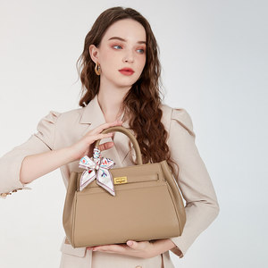 Sac à main carré élégant <span class=keywords><strong>beige</strong></span> de créateur avec foulard en soie décoratif, en <span class=keywords><strong>cuir</strong></span> PU premium, fourre-tout à fermeture éclair, bandoulière, grande capacité, polyvalent - Product Image 3