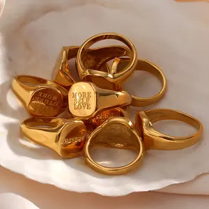 Groothandel gepersonaliseerde gouden ringen-Rvs Naambord Brief Glad Eerste Ring Custom Persoonlijkheid Gouden Brief Initial Ringen