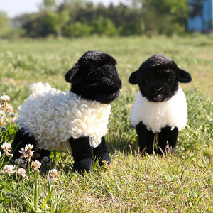 Nuevo Peluche de Oveja de Lana Rizada con Bola de Carbón, Muñeco de Peluche para Niños, Almohada Relajante para Bebés, Muñecos de Animales de Peluche - Product Image 3