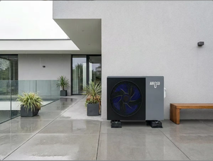 Bomba de Calor de Aire Negra Insonorizada, Compacta, Ideal para Zonas de Instalación Reducidas en Apartamentos de Centro - Product Image 3