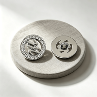 Boutons en alliage de zinc haut de gamme personnalisés CF – Vente en gros d'accessoires de mode en métal pour vêtements – Fabricant et usine