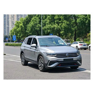 El motor turboalimentado Volkswagen <span class=keywords><strong>Tiguan</strong></span> L <span class=keywords><strong>2022</strong></span> 2,0 T <span class=keywords><strong>de</strong></span> bajo <span class=keywords><strong>precio</strong></span> abre el techo solar panorámico y es un SUV <span class=keywords><strong>de</strong></span> alto valor - Product Image 4