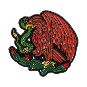 Broche de Esmalte com Totem Asteca de Águia, Cobra e Cacto Mexicano, Pin para Mochila e Roupa, Joia de Moda, Presente para Amigos - Product Image 1