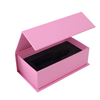 Boîte en papier rigide de luxe rose personnalisée pour le rangement des parfums, avec doublure en éponge, laminage mat et gaufrage, faite à la main