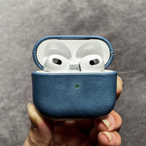 DL High Premium Retro Style Real Cowhide Capa superior Marrón Tapones para los oídos inalámbricos Estuche para auriculares Estuche de diseñador portátil para <span class=keywords><strong>Airpods</strong></span> - Product Image 3