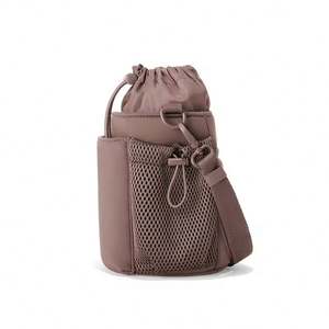 Nouveautés : Sacs en néoprène personnalisés pour bouteilles d'eau de sport avec bandoulière croisée - Product Image 5