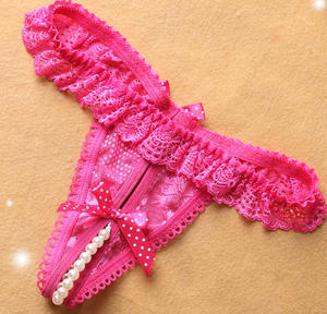 Соблазнительное белье с жемчужной отделкой и открытой промежностью, G-стринги для романтических вечеров в будуаре. - Product Image 4