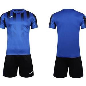 طقم قميص كرة قدم صيفي 2026 سريع الجفاف وقابل للتنفس للرجال، زي تدريب جديد للبالغين، قميص مخطط بألوان متباينة مع شورت قصير - Product Image 2