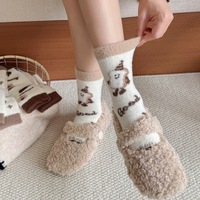 Chaussettes mi-mollet pour femmes, automne et hiver, épaisses, chaudes et douces, chaussettes de nuit, chaussettes en peluche de dessin animé