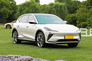 2025 IM LS7 SUV Urbano de Tamaño Mediano-Grande, Vehículo Eléctrico Puro EV Zhiji Elite, Autonomía de 601-700 km, Transmisión de Una Sola Velocidad - Product Image 3