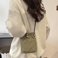 Sac bandoulière décontracté en nylon pour homme, avec cordon de serrage, porte-cartes d'identité et pochette pour téléphone portable, style frais et polyvalent