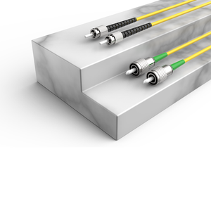 Câble de raccordement fibre optique FC/APC vers ST/UPC jusqu'à 30 mètres avec gaine LSZH pour FTTH - Product Image 1
