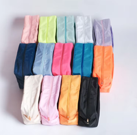 Pochette cosmétique à fermeture éclair de grande capacité pour usage quotidien, organiseur de toilette portable pour femmes et filles, sac à maquillage en nylon avec poignée