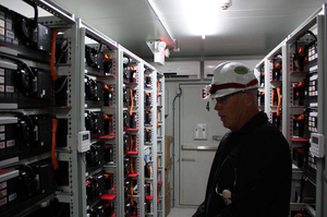 Système de stockage d'énergie par conteneur de batterie adapté aux centrales solaires de 40 pieds, 500 kW, 1,2 MW - Product Image 6