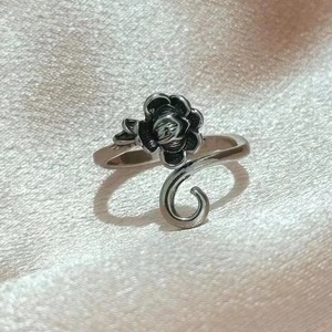 Anillo de ganchillo para tejer, guía de hilo metálica abierta para dedos, anillos de ganchillo ajustables, soportes para dedales de tejer trenzados - Product Image 4