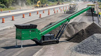 Convoyeur mobile sur chenilles U.P.S.E.N. UTD40-S avec grande trémie et bande transporteuse en caoutchouc antistatique de 1000 mm de largeur |   Stockage pour la construction