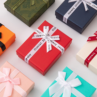 Boîtes et sacs en carton ondulé écologiques, recyclables, vert et orange, avec logo personnalisé en relief et nœud en ruban pour emballage de bijoux