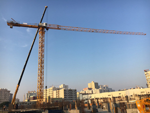 Grúa <span class=keywords><strong>Torre</strong></span> Autoelevable Portátil XGT160B(7015-10) de 10 Toneladas para Montaje en Sitio - Product Image 4