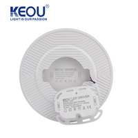 Plafonnier LED en grain de bois au design moderne 100lm/w 20W & 30W Interrupteur de contrôle de lumières Base en plastique en aluminium alimentée en courant alternatif pour le salon