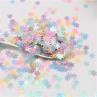 Confettis flocons de neige holographiques bleus AB de 10 mm en PET et PVC écologiques pour la décoration de table de fête et les loisirs créatifs