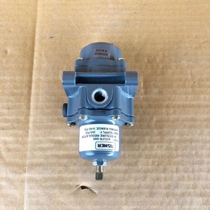 Régulateur de pression d'air Fisher 67CFR-600 pour usage industriel - Product Image 1