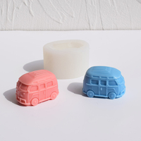 Moule en silicone en forme de mini-bus scolaire, design mignon de dessin animé pour la fabrication artisanale de bougies, de résine et de plâtre DIY