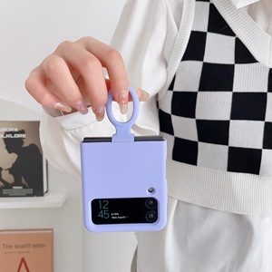 <span class=keywords><strong>Coque</strong></span> de téléphone en <span class=keywords><strong>silicone</strong></span> de couleur unie de haute qualité avec poignée en anneau pour Samsung pour Galaxy <span class=keywords><strong>Z</strong></span> <span class=keywords><strong>Flip</strong></span> 3 Flip4 étuis de support de bague de téléphone portable - Product Image 3